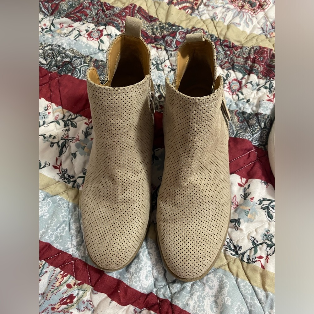 Tan boots